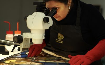 CES MÉTIERS D’ART EXERCÉS PAR DES FEMMES OFFRENT VIE ET LUMIÈRE AU PATRIMOINE (Podcast)