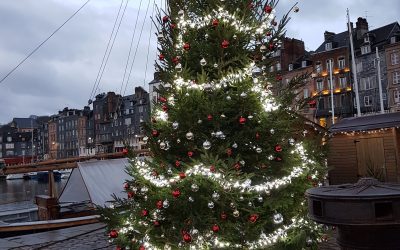 EN ATTENDANT PERE ET MERE NOËL…