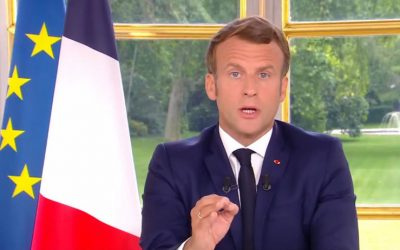 UNE STATURE DE GENERAL