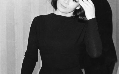 JOLIE MÔME