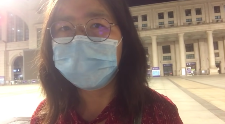 ZHANG ZHAN CONDAMNÉE POUR AVOIR DÉVOILÉ DES RÉALITÉS COVID-19