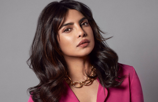 FACE À LA PANDÉMIE MEURTRIÈRE EN INDE PRIYANKA CHOPRA JONAS S&rsquo;IMPLIQUE