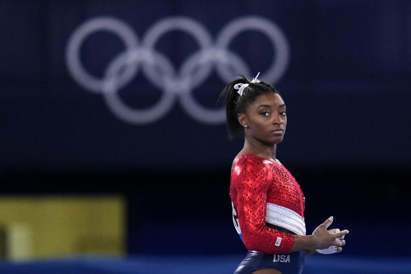 À SIMONE BILES : “Comprendre, c’est pardonner.”