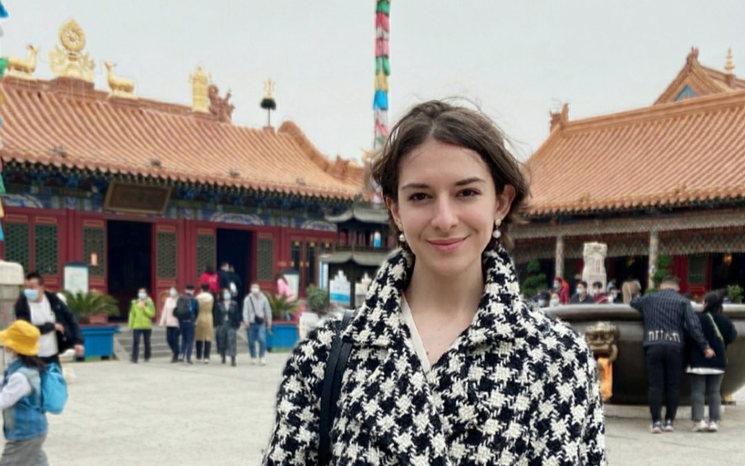 TCHIN-TCHIN : ALICE ROCHE VOUS INVITE AU PAYS DES MERVEILLES