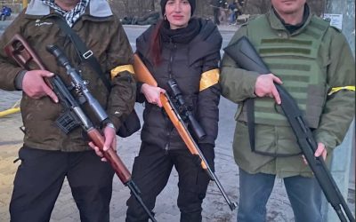 DES FEMMES SOLDATS SE BATTENT POUR L&rsquo;UKRAINE AUX CÔTÉS DES HOMMES