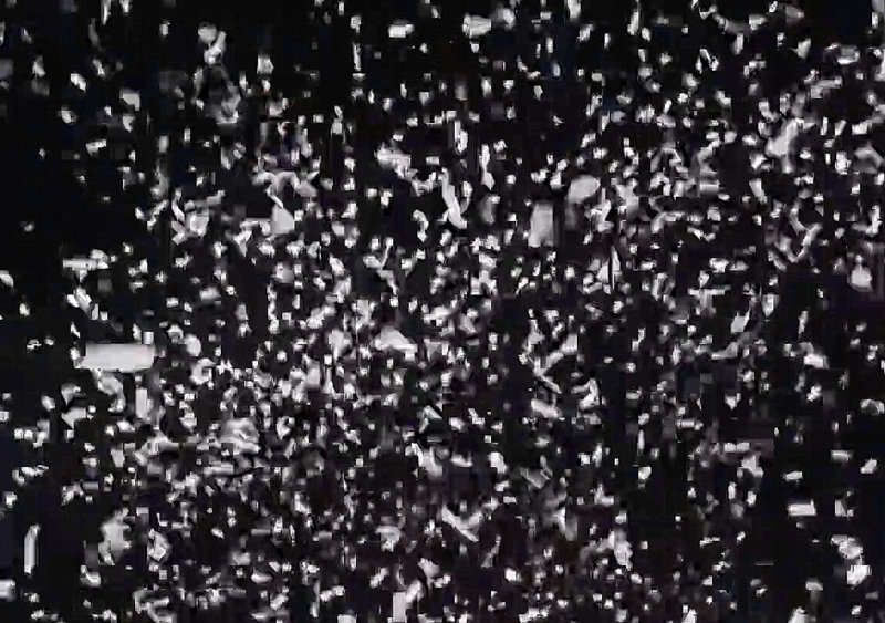 EN ATTENDANT LE 24 AVRIL 2022