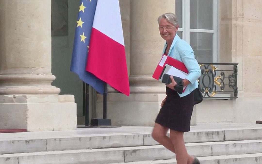 ELISABETH BORNE PREMIÈRE MINISTRE SE VOIT CONFIER DE NOUVEAUX DÉFIS À RELEVER