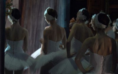 LA DANSE LANGAGE DE PAIX  ET CLÉ DU MOUVEMENT DE L&rsquo;UNIVERS