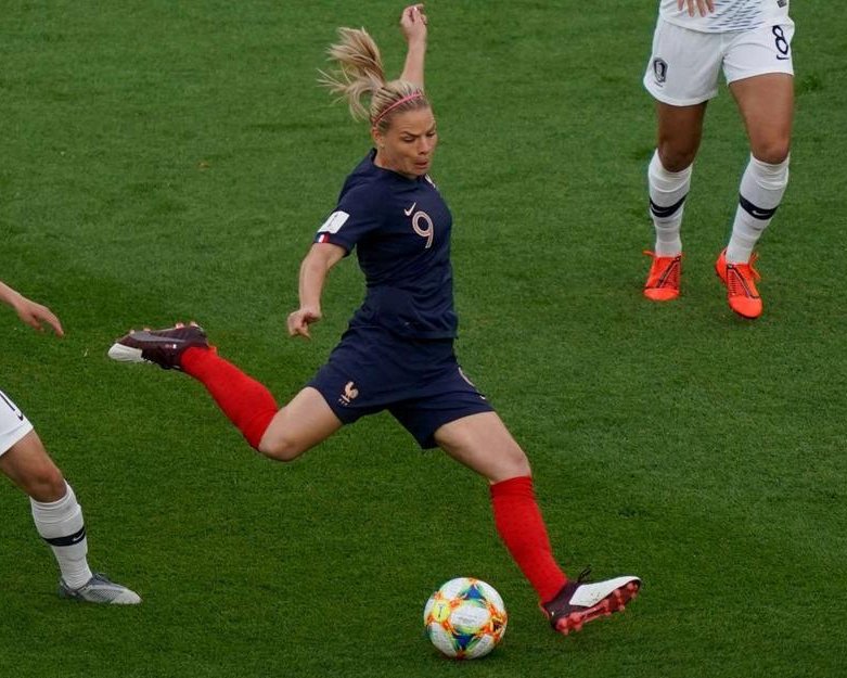 À CELLES ET CEUX QUI PENSENT QUE LA GENT FÉMININE N&rsquo;A RIEN À FOOT DU MONDIAL