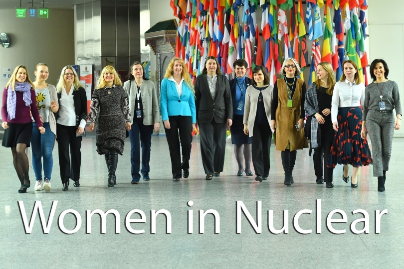 DES ATOMES CROCHUS POUR ATTIRER LES FEMMES VERS LE NUCLÉAIRE