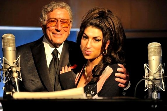 EN HOMMAGE À CELLES ET CEUX QUI RESTENT GRAVÉS DANS LES MÉMOIRES