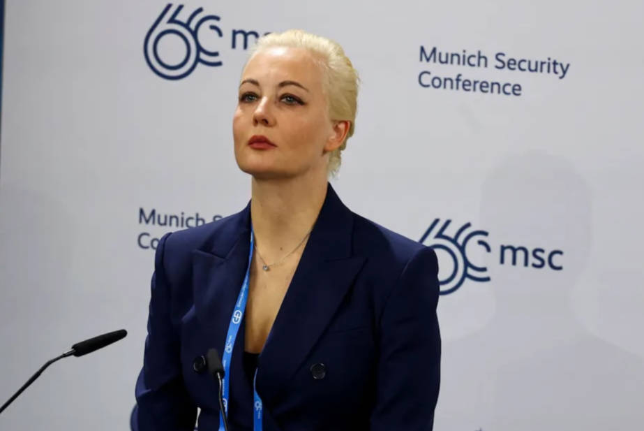 LOULIA NAVALNAÏA POURSUIVRA LE COMBAT DE SON MARI ALEXEÏ NAVALNY