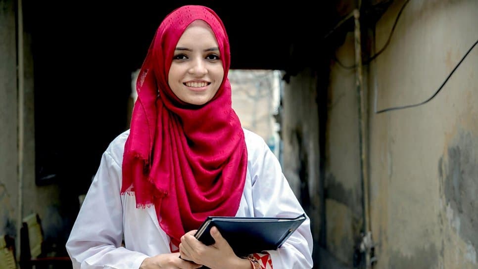 LES TALIBANS PRENNENT CONSCIENCE  DU RÔLE DES FEMMES DANS LE SECTEUR SANTÉ